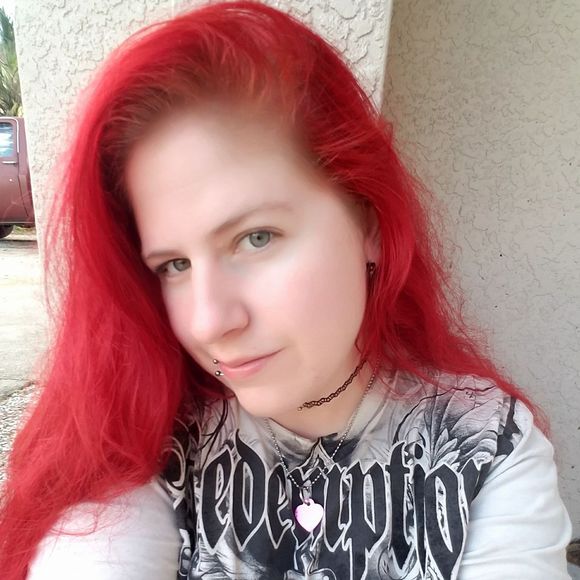 Meet your Posher, Jade - Picture 1 of 1